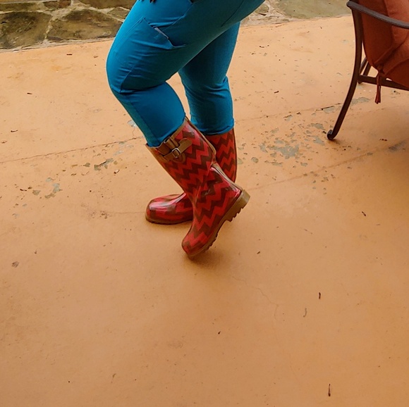 Rain boots - Picture 6 of 7